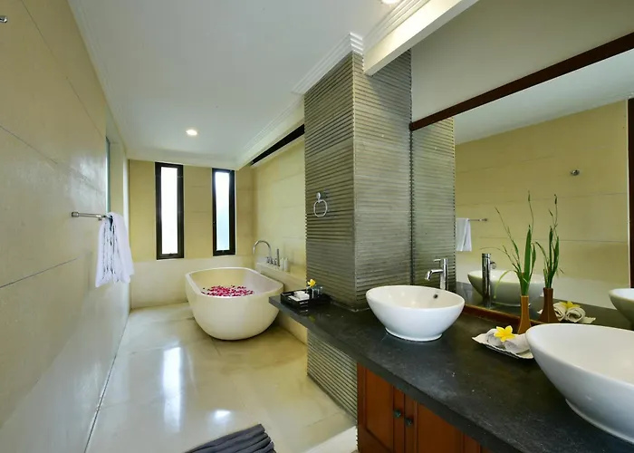 The Khayangan Dreams Villa, * Seminyak (Bali)