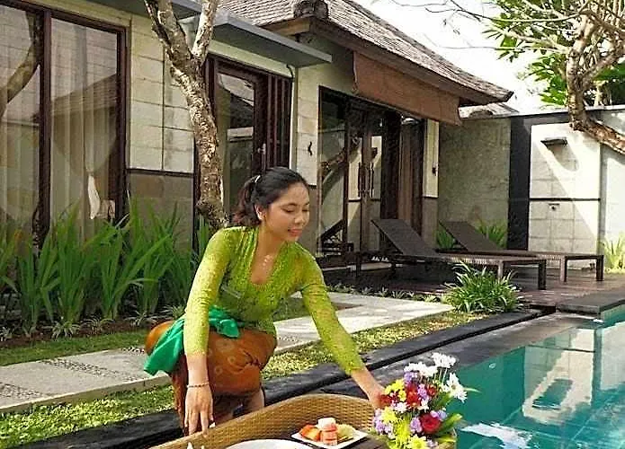 The Khayangan Dreams Villa, Villa *